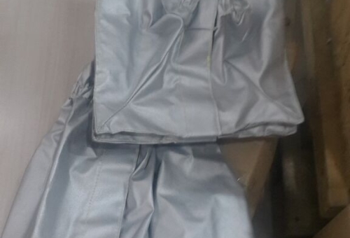 6月23日上海盛霞光電OUKE機器人防塵服入庫現(xiàn)場照片